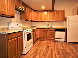 7 Sand Hill Rd, Mapleville, RI 02839