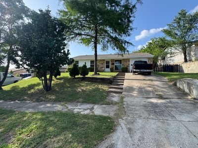 755 Botany Bay Dr, Dallas, TX, 75211