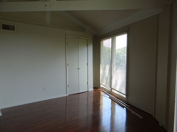 5th image of 2200 Macarthur Dr Ste 1