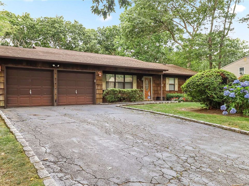 78 Ontario Street, Port Jefferson Station, NY 11776 Zillow