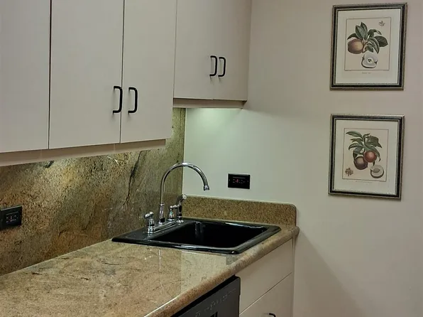 7000 Blvd East image 12 of 46