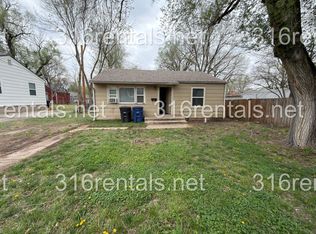 231 Larry St, Augusta, KS 67010