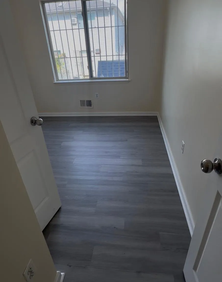 3 bed, $3,396 — Photo 3
