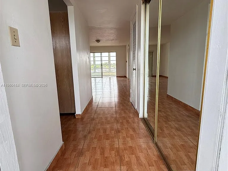 8135 Sunrise Lakes Blvd #302 — Photo 2