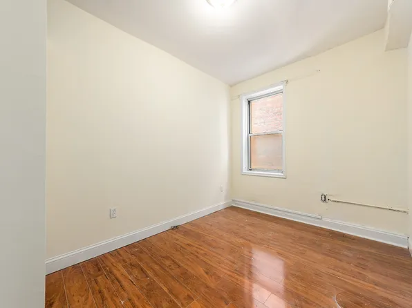 102 Albermarle Road D6 image 3 of 10