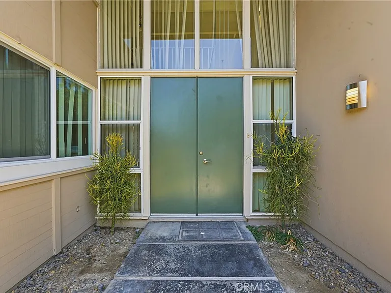 4120 Del Mar Ave — Photo 3