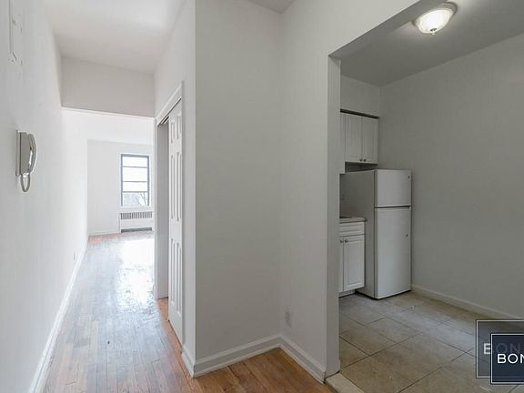 4th image of 432 E 83rd St APT 4B