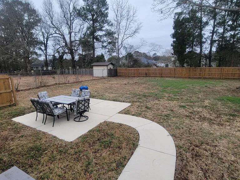 725 W Phillips Dr — Photo 30