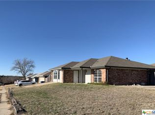 1302 Dekort Cir, Copperas Cove, TX 76522