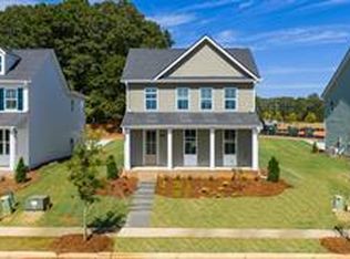 912 Stow Ln, Monroe, GA 30655