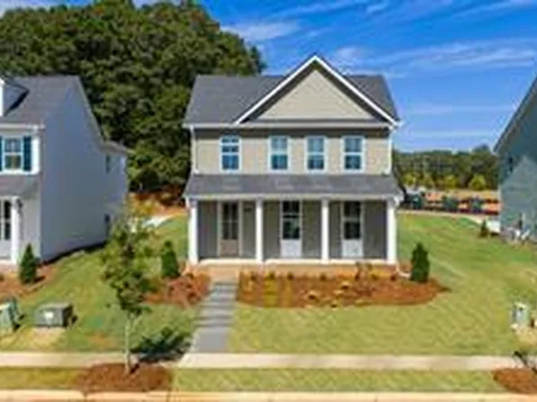 912 Stow Ln, Monroe, GA 30655