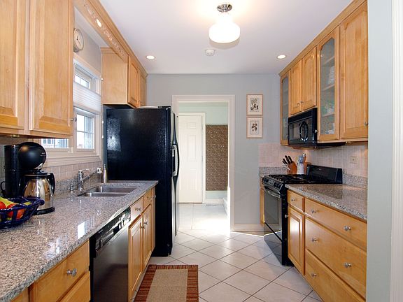 Beautiful, well appointed kitchen with laundry/mudroom.