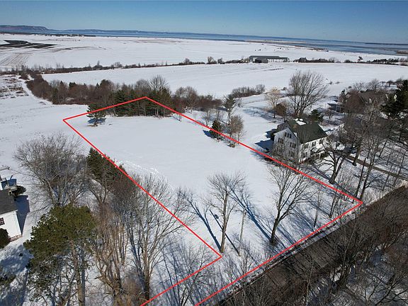 3rd image of Old Post Rd