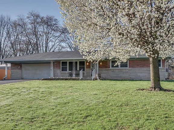 2nd image of 2305 Hanover Dr