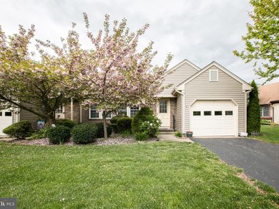 6 James Monroe Dr, Monroe Township, NJ, 08831