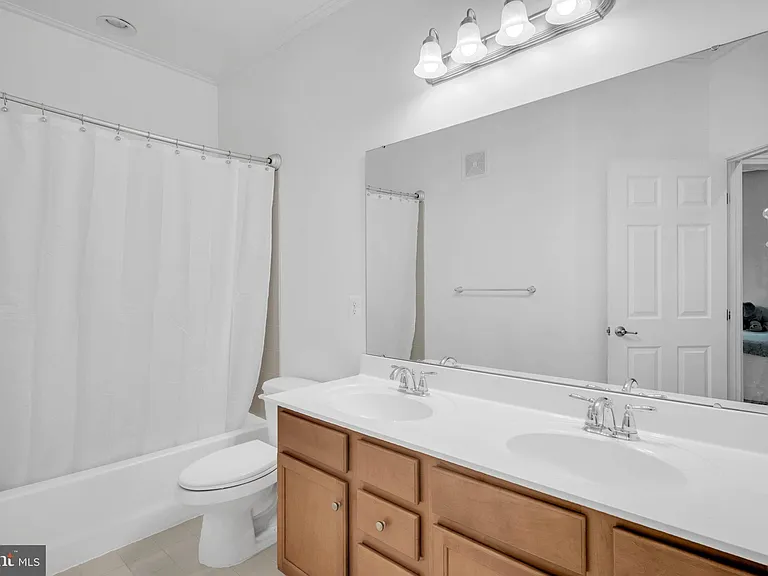 21600 Romans Dr — Photo 28
