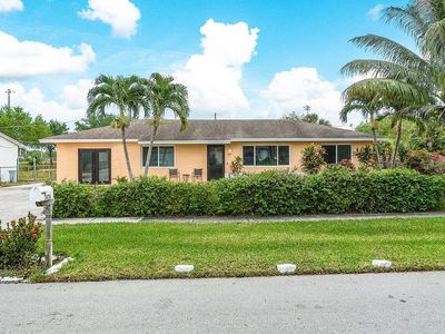 1476 N Mangonia Drive, West Palm Beach, FL, 33401