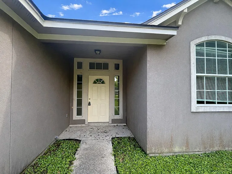 9104 N Green River Dr #A — Photo 6