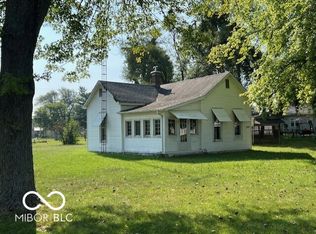5163 Vance St, Columbus, IN 47201