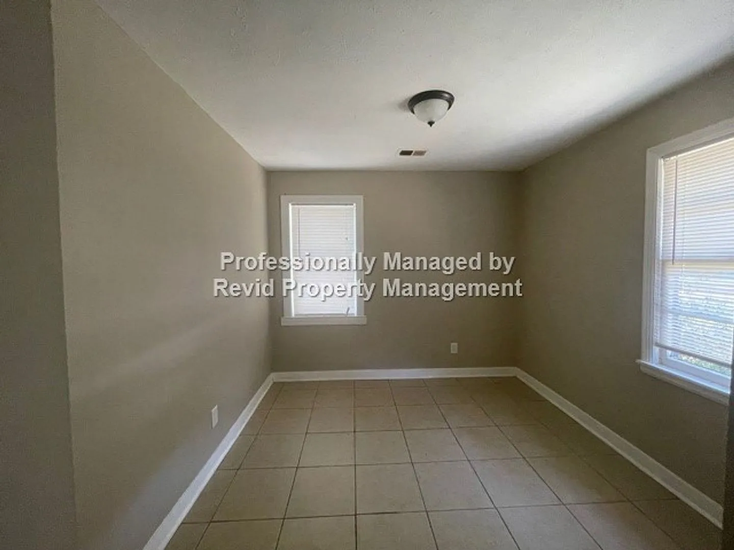 2 Bedroom Home! — Photo 3