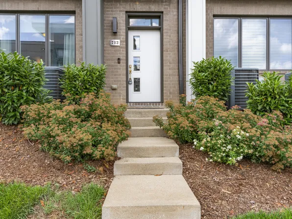 712 Melpark Dr, Nashville, TN 37204