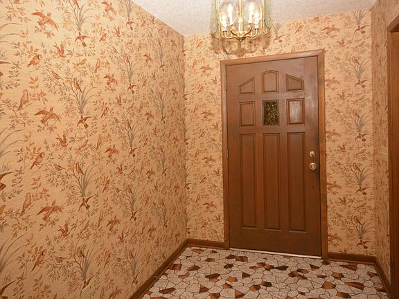4th image of 1234 Aruba Ct
