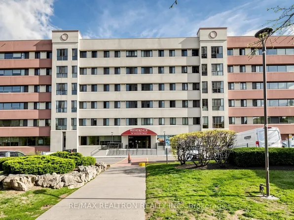 10 Gateway Blvd Unit 616, Toronto, ON M3C 3A1