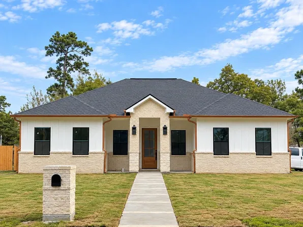 17311 Port O Call St, Crosby, TX 77532