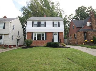 1167 Haselton Rd, Cleveland Heights, OH 44121