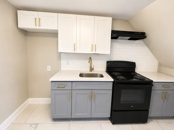294-296 S 11th St #3, Newark, NJ 07103