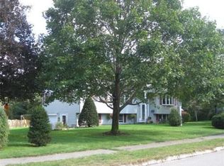 19 Atherton Rd, Foxboro, MA 02035