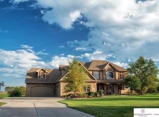 11505 N 211th Cir, Elkhorn, NE 68022