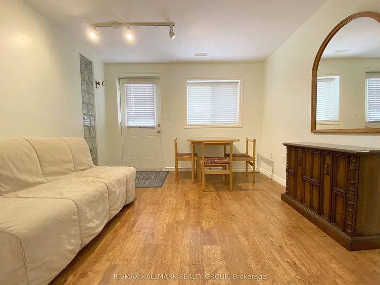 668 Morin St #B — Photo 6