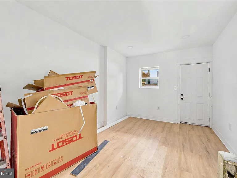 2046 S Norwood St #1 — Photo 9