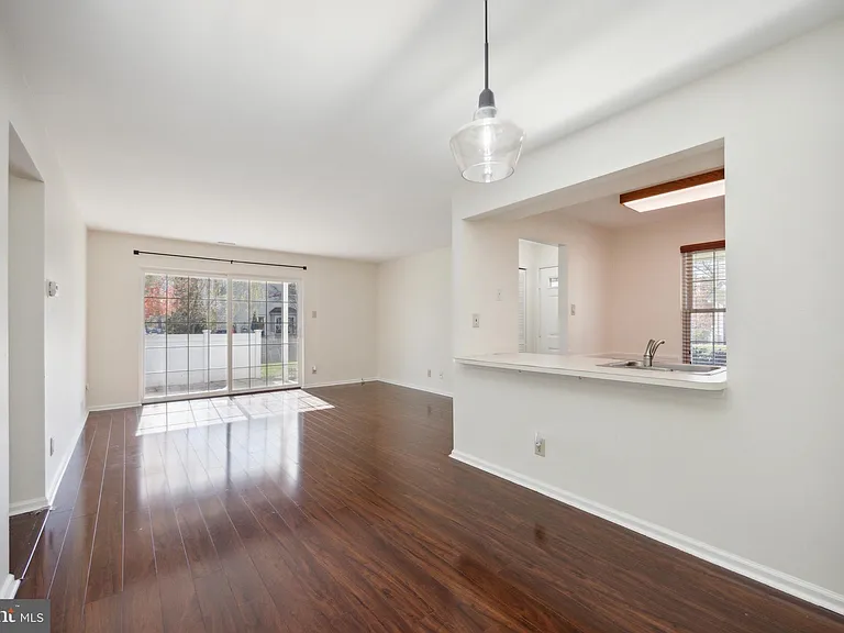 4305A Fenwick Ln — Photo 5