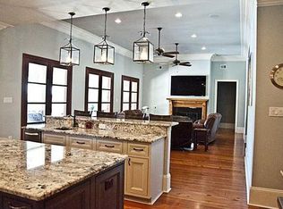 113 Orchard Rd, River Ridge, LA 70123