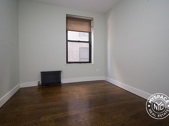 4th image of 1154 Pacific St APT 3A