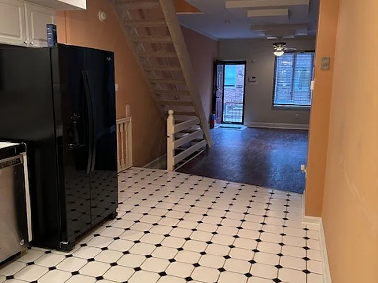 2441 S Woodstock St — Photo 8