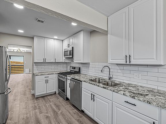 5th image of 3125 W Center Ave