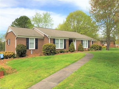 7041 Whitby Ave, Clemmons, NC, 27012