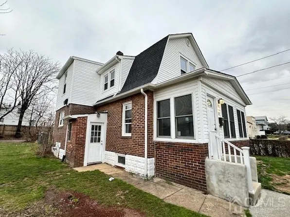 188 Sherry St, Woodbridge, NJ 07095