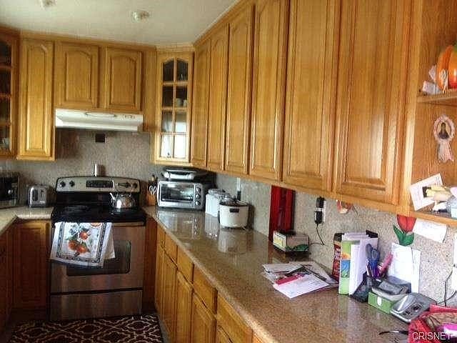 2nd image of 7320 Lennox Ave Unit H6