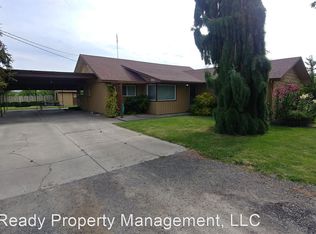 550 Darby Ln, Zillah, WA 98953