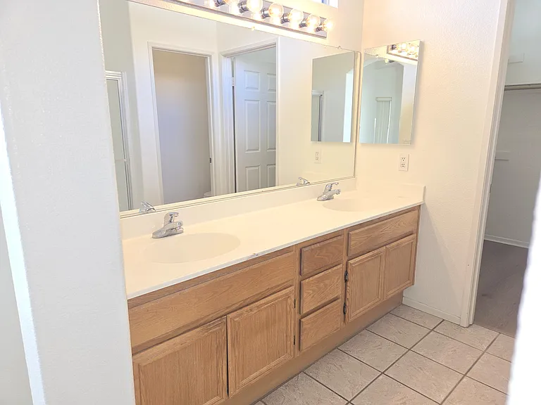 26735 China Dr — Photo 21