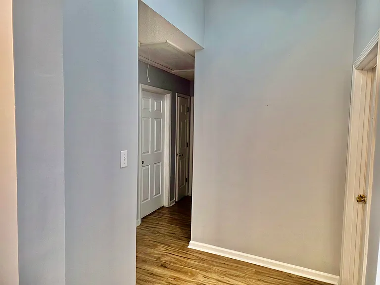 266 Bouldincrest Ave — Photo 11