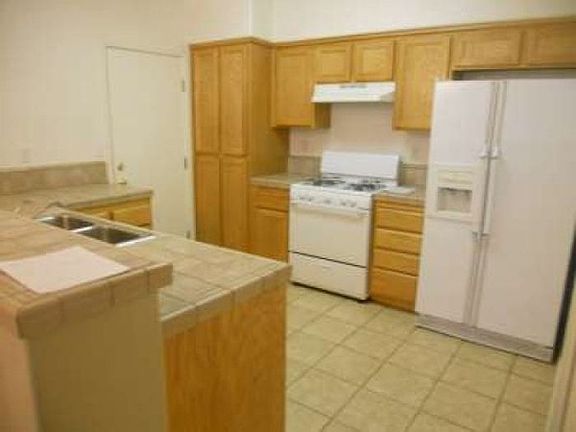 5th image of 7009 Ludlow Dr