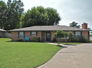 2500 Fedderson Dr, El Reno, OK 73036