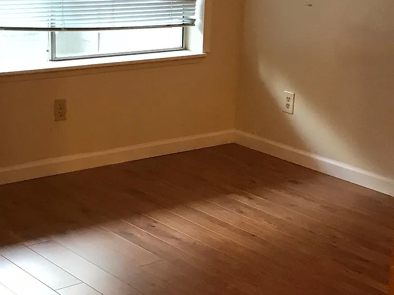 708 N 85th St #102-202 — Photo 2