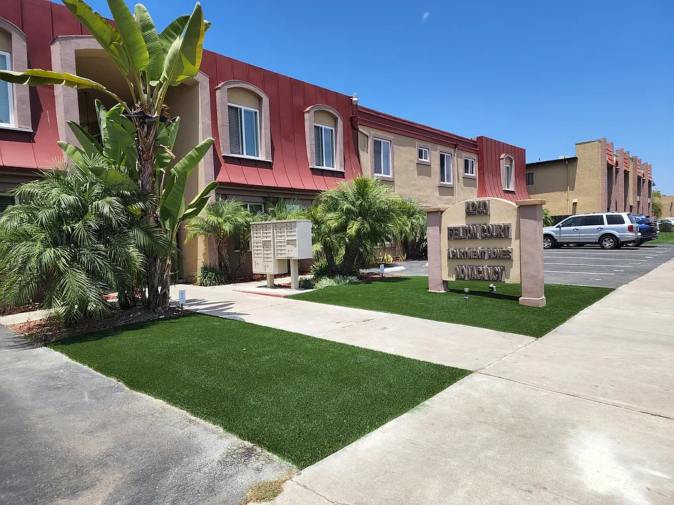 Felton Courtyard Apartments