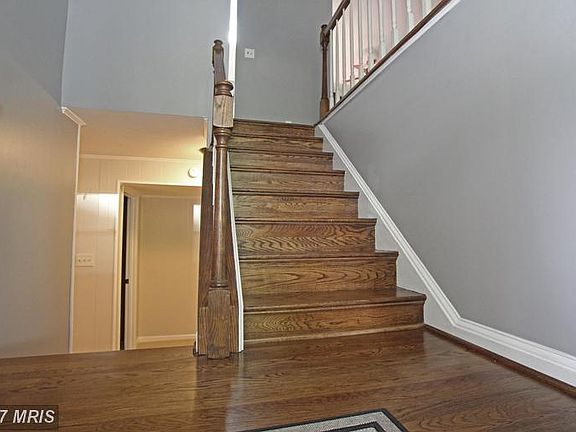 5th image of 6404 May Blvd